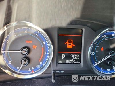 Zdjęcie 9 z 12 samochodu: 2018 TOYOTA COROLLA L VIN:5YFBURHE3JP790211 - miniatura