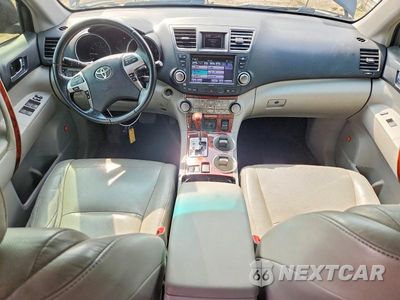 Zdjęcie 8 z 13 samochodu: 2011 TOYOTA HIGHLANDER LIMITED VIN:5TDDK3EH0BS053714 - miniatura