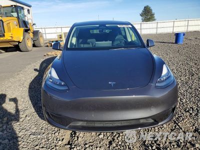 Piąte zdjęcie samochodu w środku: 2022 TESLA MODEL Y VIN:7SAYGDEE0NA006075 - miniatura