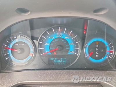 Zdjęcie 9 z 13 samochodu: 2010 FORD FUSION SE VIN:3FAHP0HG3AR342470 - miniatura