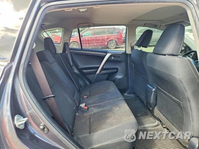 Zdjęcie 11 z 13 samochodu: 2017 TOYOTA RAV4 XLE VIN:JTMRFREV3HJ708554 - miniatura