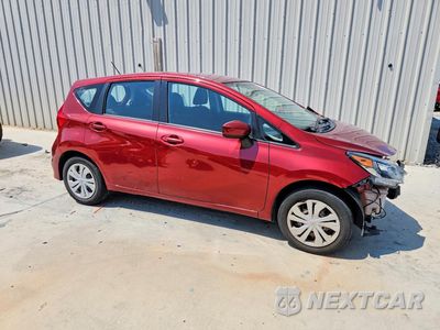 Czwarte zdjęcie samochodu z boku: 2018 NISSAN VERSA NOTE SV VIN:3N1CE2CP0JL356751 - miniatura