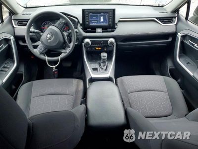 Zdjęcie 8 z 14 samochodu: 2019 TOYOTA RAV4 XLE VIN:JTMP1RFV6KD043708 - miniatura