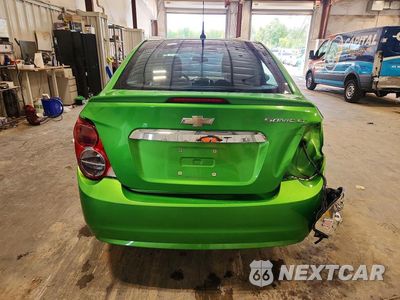 Zdjęcie 6 z 12 samochodu: 2014 CHEVROLET SONIC LT VIN:1G1JC5SG9E4240272 - miniatura
