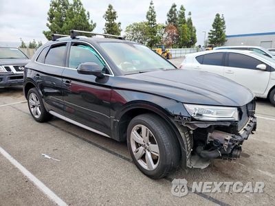 Czwarte zdjęcie samochodu z boku: 2019 AUDI Q5 PREMIUM VIN:WA1ANAFY4K2105781 - miniatura