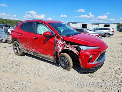 Czwarte zdjęcie samochodu z boku: 2026 BUICK ENCORE GX SPORT TOURING VIN:KL4AMDSLXTB034358 - miniatura