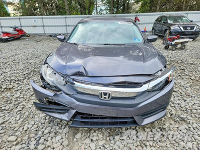 Piąte zdjęcie samochodu w środku: 2018 HONDA CIVIC LX VIN:2HGFC2F57JH519772 - miniatura