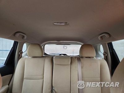 Zdjęcie 10 z 14 samochodu: 2016 NISSAN ROGUE S VIN:KNMAT2MT2GP596497 - miniatura