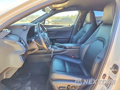 Zdjęcie 7 z 13 samochodu: 2022 LEXUS UX 200 BASE VIN:JTHX3JBH1N2046400 - miniatura