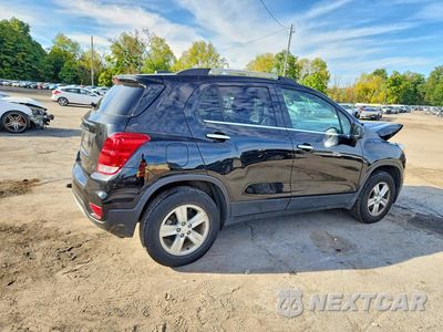 Trzecie zdjęcie samochodu z tyłu: 2020 CHEVROLET TRAX 1LT VIN:KL7CJPSB6LB077687 - miniatura