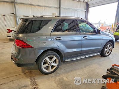 Trzecie zdjęcie samochodu z tyłu: 2018 MERCEDES-BENZ GLE 350 4MATIC VIN:4JGDA5HB6JB025679 - miniatura