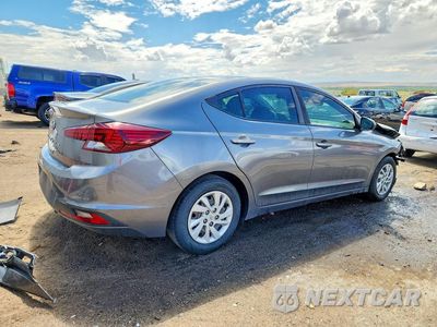 Trzecie zdjęcie samochodu z tyłu: 2020 HYUNDAI ELANTRA SE VIN:5NPD74LF3LH503985 - miniatura