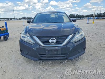 Piąte zdjęcie samochodu w środku: 2018 NISSAN ALTIMA 2.5 S VIN:1N4AL3AP4JC476606 - miniatura