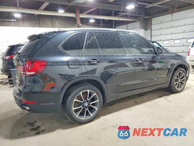 Trzecie zdjęcie samochodu z tyłu: 2016 BMW X5 XDRIVE35I VIN:5UXKR0C54G0S87292 - miniatura