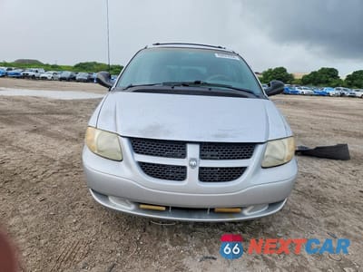Piąte zdjęcie samochodu w środku: 2002 DODGE GRAND CARAVAN SPORT VIN:2B8GP44302R560207 - miniatura