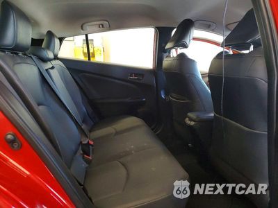 Zdjęcie 10 z 13 samochodu: 2020 TOYOTA PRIUS XLE AWD-E VIN:JTDL9RFU1L3018740 - miniatura