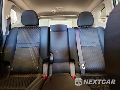 Zdjęcie 10 z 14 samochodu: 2018 NISSAN ROGUE SV VIN:KNMAT2MV7JP541519 - miniatura