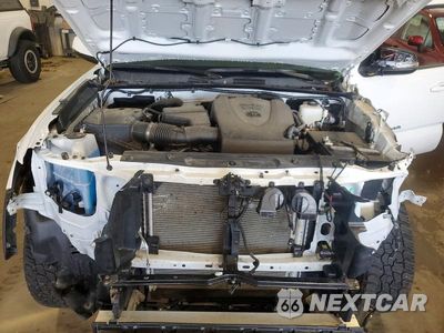 Zdjęcie 11 z 13 samochodu: 2023 TOYOTA TACOMA TRD OFF-ROAD VIN:3TMCZ5AN2PM651602 - miniatura