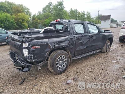 Trzecie zdjęcie samochodu z tyłu: 2026 CHEVROLET COLORADO Z71 VIN:1GCPTDEK5T1198208 - miniatura
