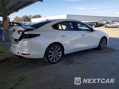 Trzecie zdjęcie samochodu z tyłu: 2019 MAZDA 3 PREFERRED VIN:3MZBPADL9KM105518 - miniatura