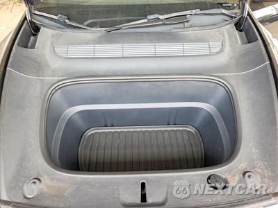 Zdjęcie 12 z 13 samochodu: 2026 TESLA MODEL Y VIN:7SAYGDED5TF382469 - miniatura