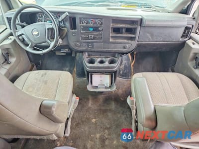 Zdjęcie 8 z 14 samochodu: 2014 CHEVROLET EXPRESS G3500 LT VIN:1GAZG1FGXE1184662 - miniatura