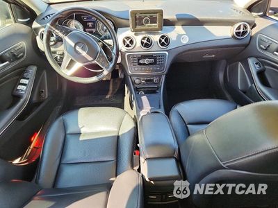 Zdjęcie 8 z 13 samochodu: 2015 MERCEDES-BENZ GLA 250 VIN:WDCTG4EB3FJ125355 - miniatura
