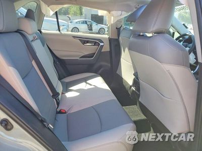 Zdjęcie 11 z 13 samochodu: 2020 TOYOTA RAV4 XLE PREMIUM VIN:2T3C1RFV5LW092286 - miniatura