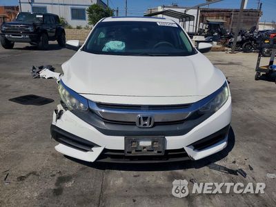 Piąte zdjęcie samochodu w środku: 2017 HONDA CIVIC EX VIN:19XFC2F70HE218749 - miniatura
