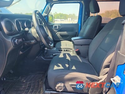 Zdjęcie 7 z 14 samochodu: 2022 JEEP WRANGLER SPORT VIN:1C4HJXAG4NW103737 - miniatura