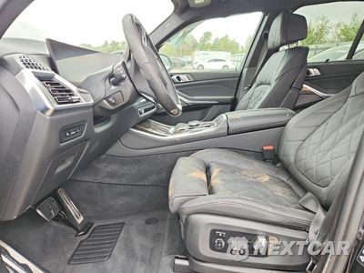 Zdjęcie 7 z 14 samochodu: 2025 BMW X5 M60I VIN:5UX33EU00S9W73170 - miniatura