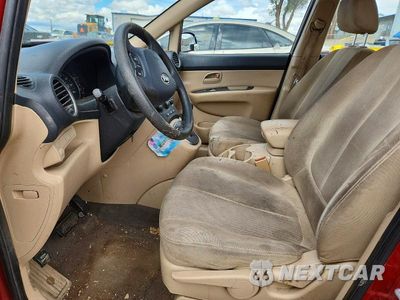 Zdjęcie 7 z 12 samochodu: 2008 KIA RONDO LX VIN:KNAFG526387147322 - miniatura