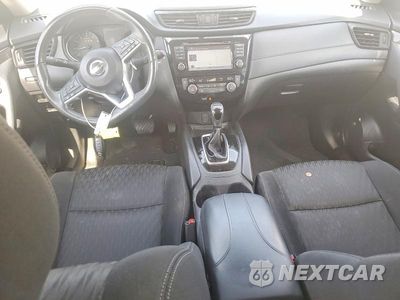 Zdjęcie 8 z 13 samochodu: 2017 NISSAN ROGUE SV VIN:KNMAT2MT3HP609209 - miniatura