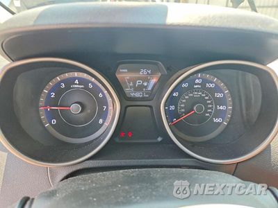 Zdjęcie 9 z 12 samochodu: 2015 HYUNDAI ELANTRA SE VIN:5NPDH4AE3FH610966 - miniatura