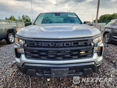 Piąte zdjęcie samochodu w środku: 2023 CHEVROLET SILVERADO K1500 VIN:1GCRDAEK2PZ220273 - miniatura