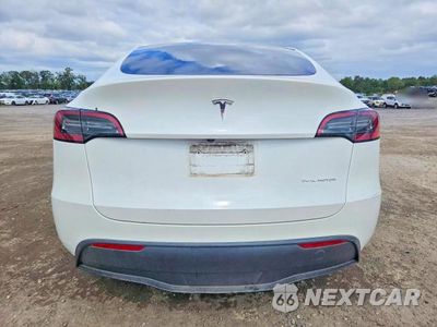 Zdjęcie 6 z 12 samochodu: 2024 TESLA MODEL Y VIN:7SAYGDEE6RF169810 - miniatura