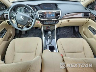 Zdjęcie 8 z 12 samochodu: 2016 HONDA ACCORD EX VIN:1HGCR2F73GA228096 - miniatura