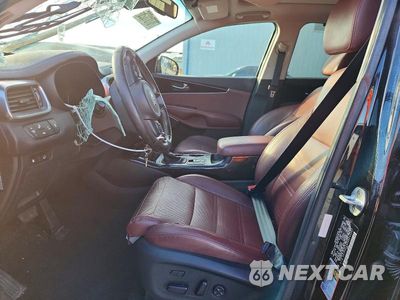 Zdjęcie 7 z 14 samochodu: 2017 KIA SORENTO SX V6 VIN:5XYPKDA5XHG242987 - miniatura
