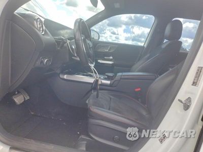 Zdjęcie 7 z 13 samochodu: 2021 MERCEDES-BENZ GLB AMG 35 4MATIC VIN:W1N4M5BB2MW107029 - miniatura