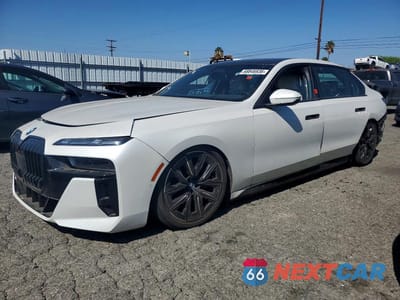 2023 BMW I7 XDRIVE60 WBY53EJ03PCM73665 - główne zdjęcie licytacji z USA - miniatura