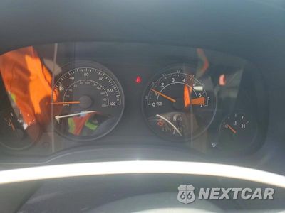 Zdjęcie 9 z 12 samochodu: 2015 JEEP PATRIOT LATITUDE VIN:1C4NJPFA5FD178290 - miniatura