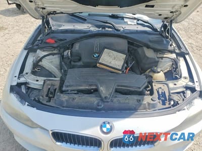 Zdjęcie 12 z 13 samochodu: 2015 BMW 328 XI SULEV VIN:WBA3B5G54FNS15749 - miniatura