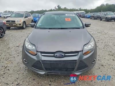 Piąte zdjęcie samochodu w środku: 2013 FORD FOCUS SE VIN:1FADP3K25DL120383 - miniatura