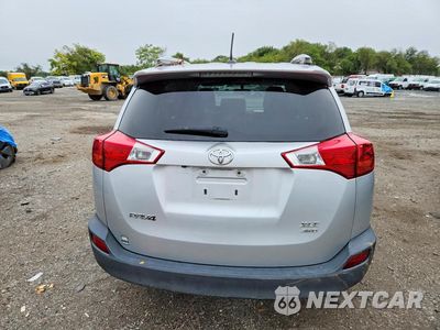 Zdjęcie 6 z 13 samochodu: 2015 TOYOTA RAV4 XLE VIN:JTMRFREV5FJ041645 - miniatura