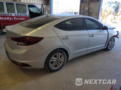 Trzecie zdjęcie samochodu z tyłu: 2020 HYUNDAI ELANTRA SEL VIN:5NPD84LF7LH509561 - miniatura