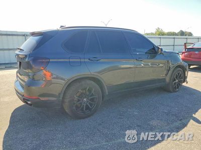 Trzecie zdjęcie samochodu z tyłu: 2016 BMW X5 3.0SI AWD VIN:5UXKR0C52G0S89526 - miniatura