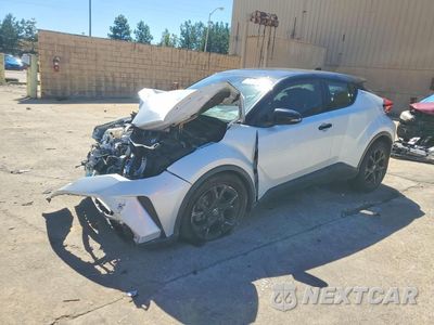 2022 TOYOTA C-HR NIGHTSHADE JTNKHMBX2N1133956 - główne zdjęcie licytacji z USA - miniatura