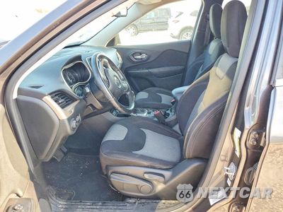 Zdjęcie 7 z 12 samochodu: 2014 JEEP CHEROKEE LATITUDE VIN:1C4PJMCS7EW232437 - miniatura