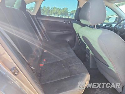 Zdjęcie 10 z 12 samochodu: 2018 NISSAN SENTRA S VIN:3N1AB7APXJY335652 - miniatura