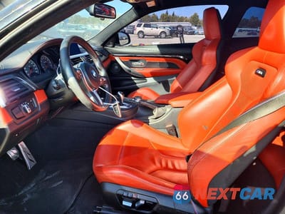 Zdjęcie 7 z 12 samochodu: 2018 BMW M4 VIN:WBS4Y9C56JAC88121 - miniatura